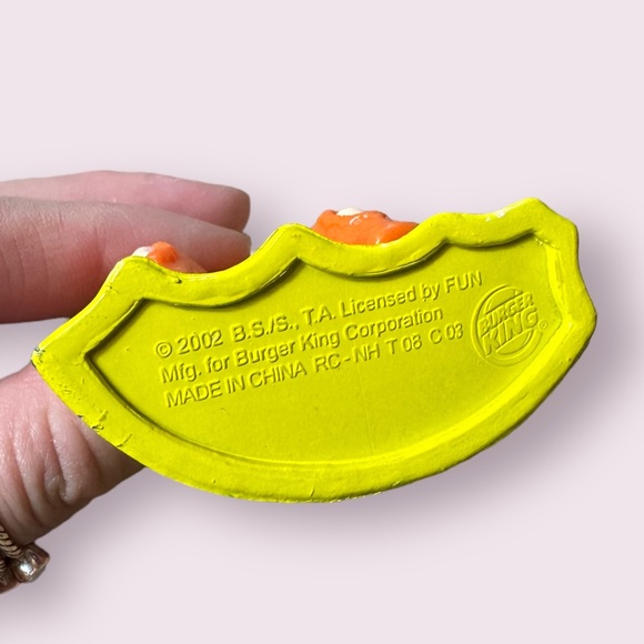 Vintage 2002 Burger King Dragon Ball Z Goku Small Toy Action Figure Cake Topper - Picture 6 of 6